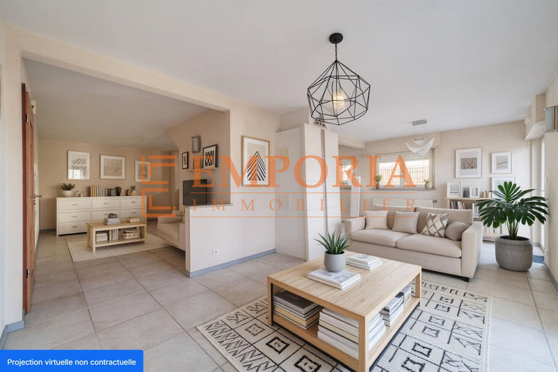 Maison - 220 m² - 6 pièces