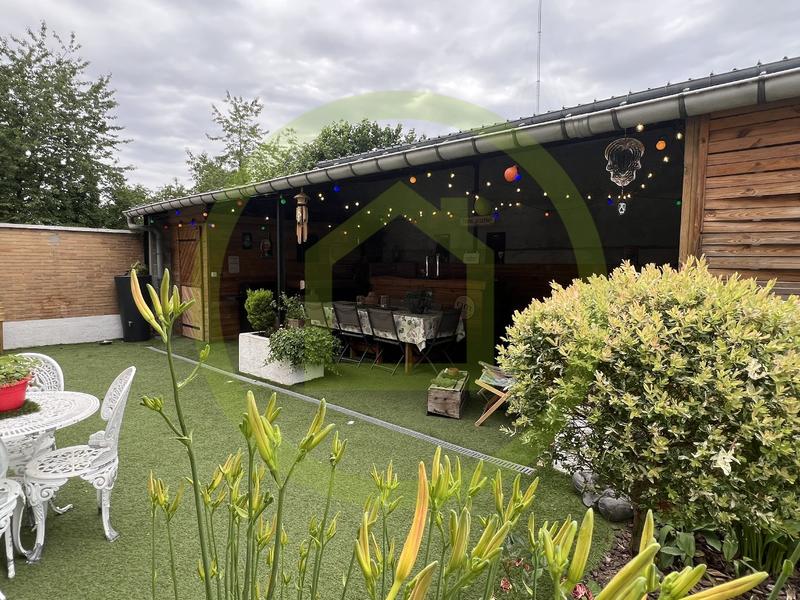 Maison - 195 m² - 7 pièces