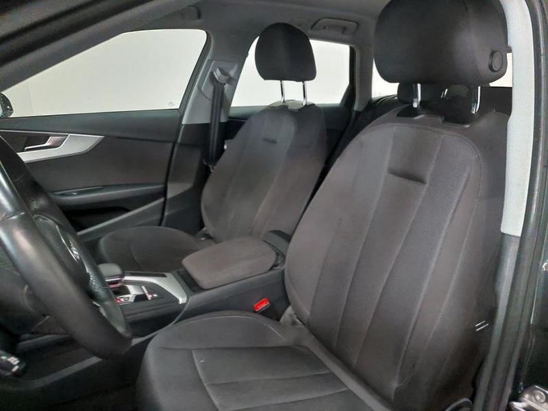 Audi A4 Avant 30 Tdi 136 s tronic 7 Business Line