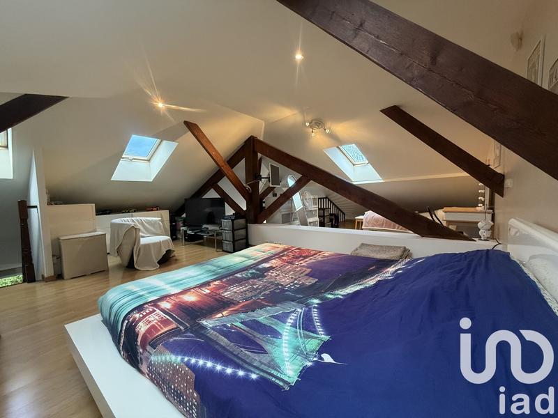 Loft - 76 m² - 3 pièces