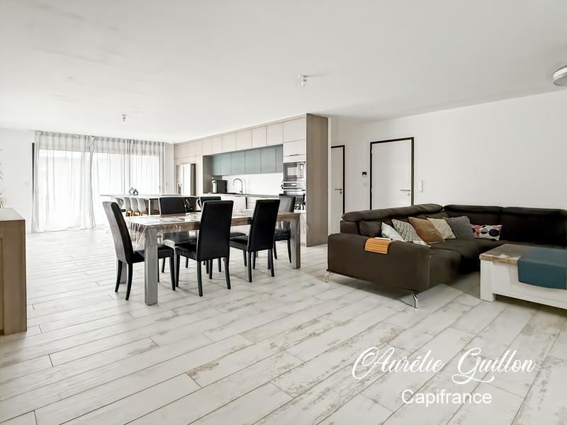 Maison - 105 m² - 5 pièces