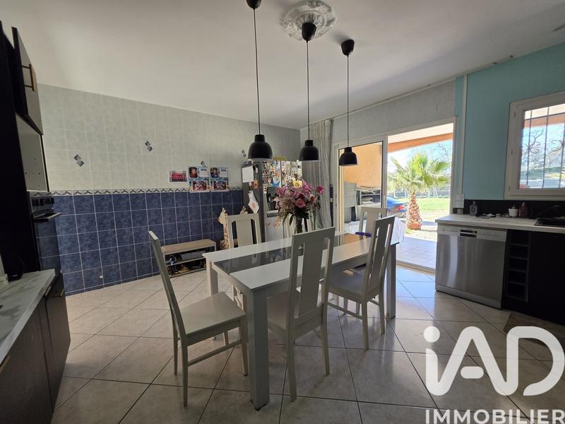 Maison - 219 m² - 6 pièces