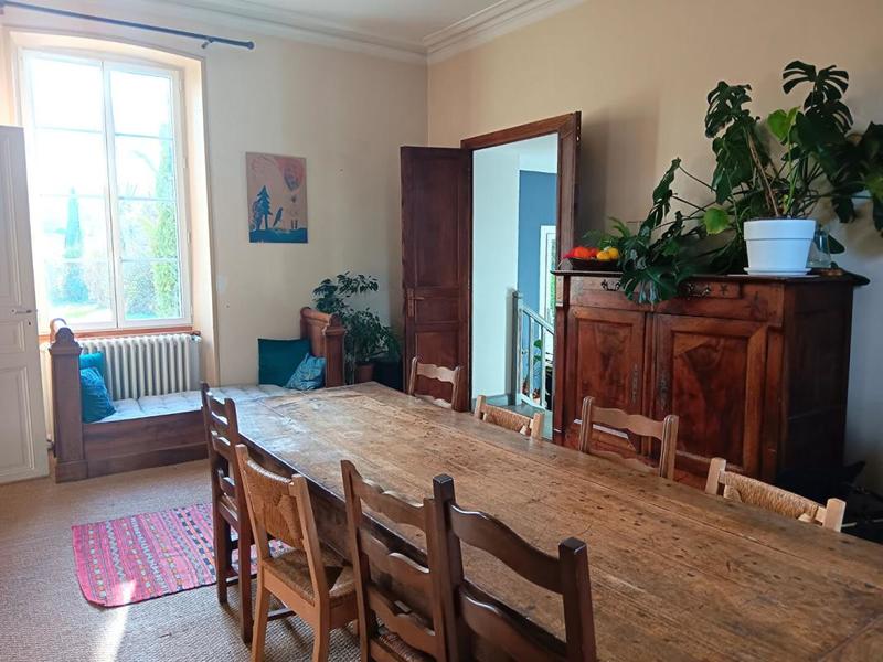 Maison - 200 m² - 10 pièces