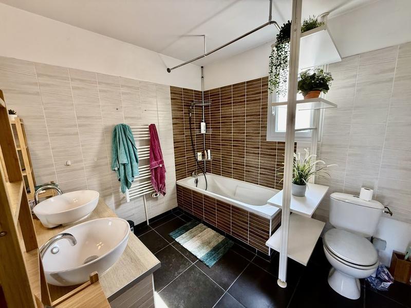 Pavillon - 106 m² - 4 pièces