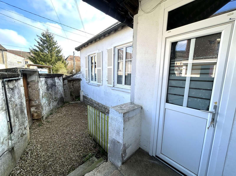 Maison - 95 m² - 5 pièces