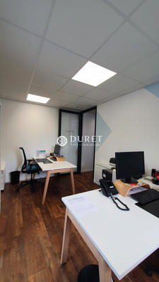 Bureau - 148 m²