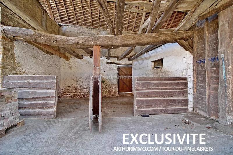 Maison - 220 m² - 7 pièces