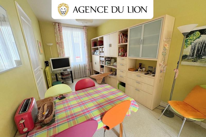 Maison - 121 m² - 6 pièces