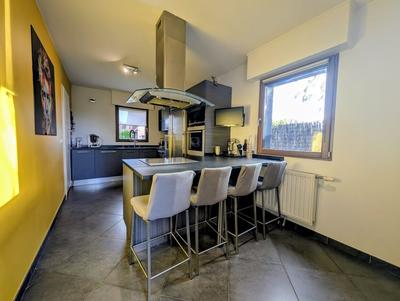 Maison - 145 m² - 5 pièces