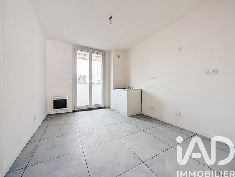 Appartement - 80 m² - 3 pièces