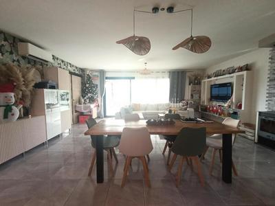 Villa - 116 m² - 6 pièces