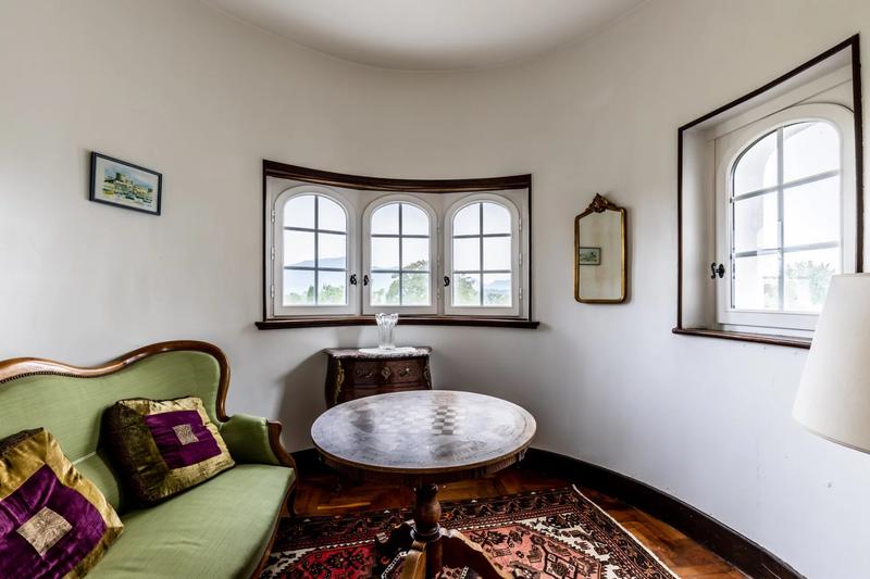 Château - 600 m² - 12 pièces