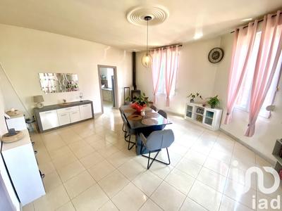 Maison - 207 m² - 9 pièces