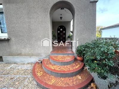 Maison - 170 m² - 6 pièces