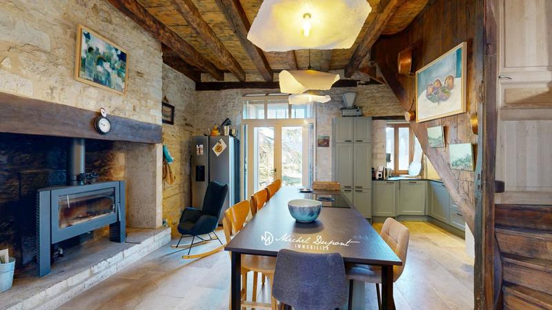 Maison - 142 m² - 5 pièces