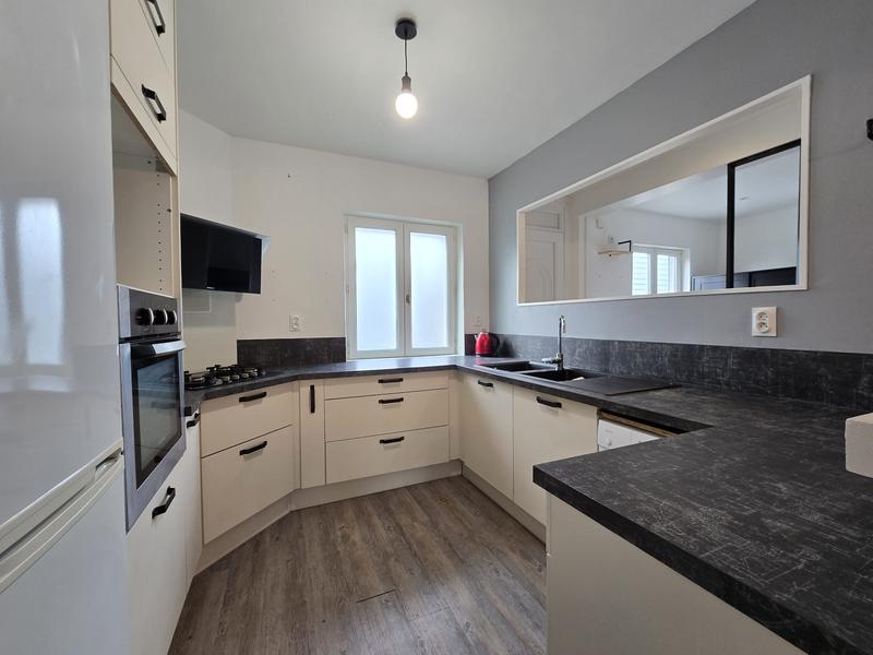 Maison - 97 m² - 5 pièces