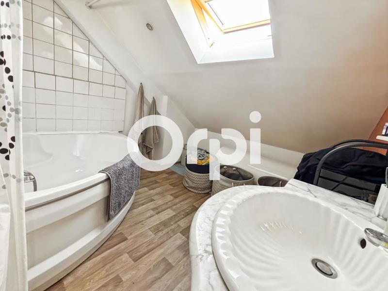 Immeuble - 210 m² - 5 pièces