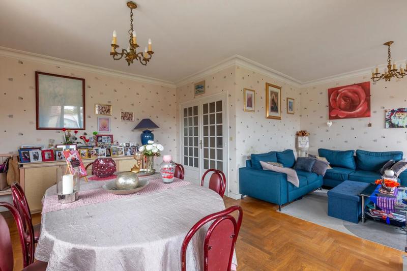 Maison - 147 m² - 6 pièces