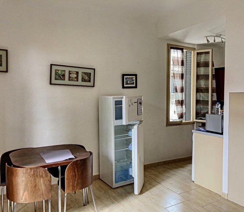 Maison - 160 m² - 11 pièces