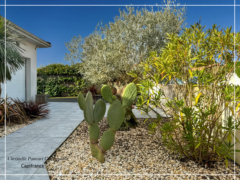 Maison - 167 m² - 6 pièces