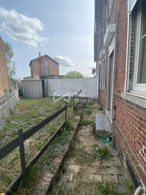 Maison - 93 m² - 6 pièces