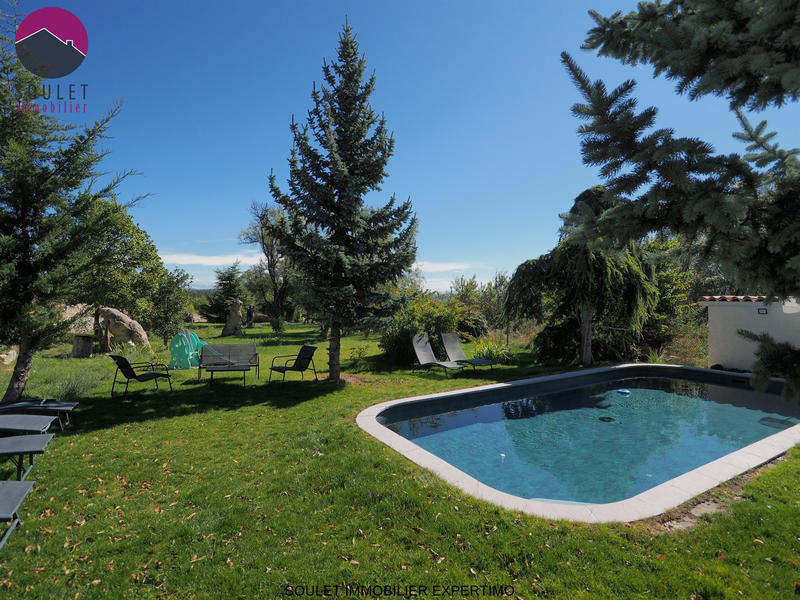 Propriété - 160 m² - 7 pièces