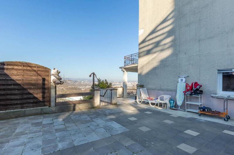 Appartement - 77 m² - 4 pièces