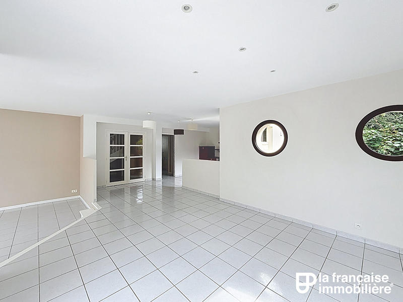 Maison - 171 m² - 8 pièces