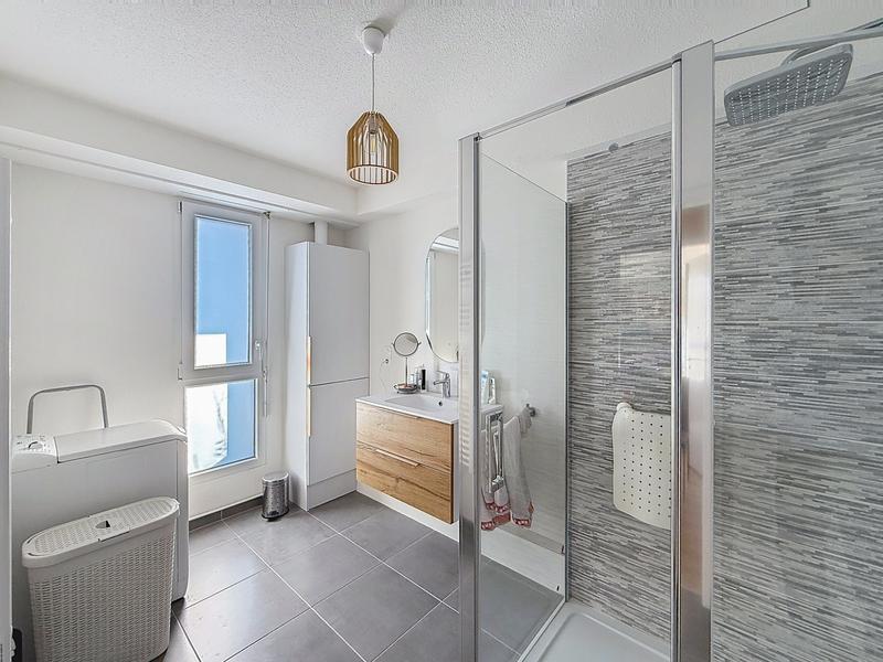 Appartement - 75 m² - 3 pièces