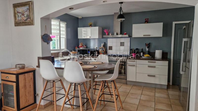 Maison traditionnelle - 155 m² - 7 pièces