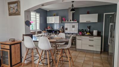 Maison traditionnelle - 155 m² - 7 pièces