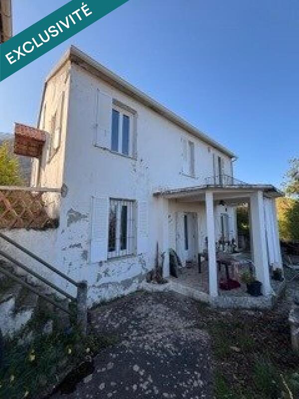 Maison - 200 m² - 7 pièces