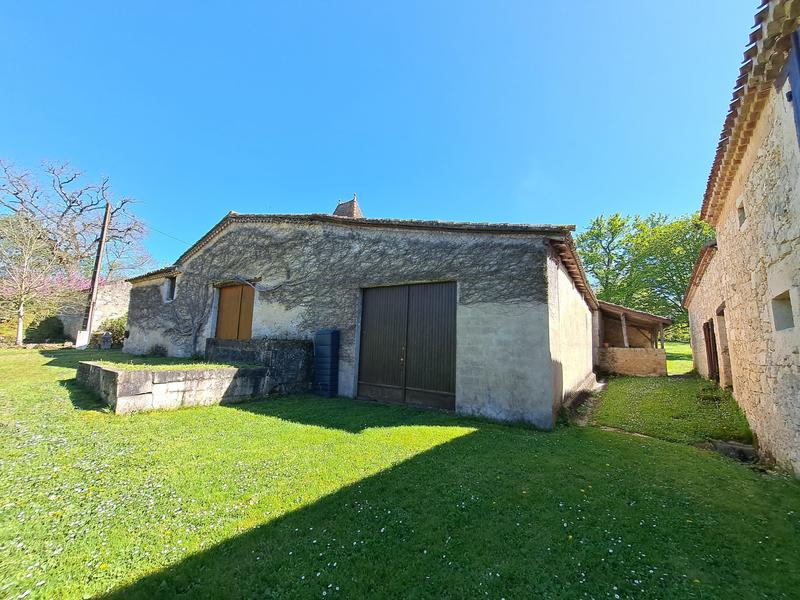 Maison - 292 m² - 14 pièces