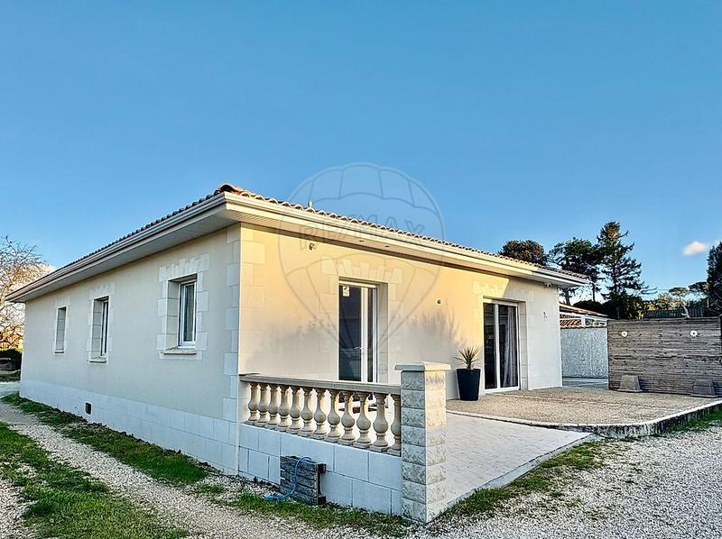 Maison - 138 m² - 5 pièces