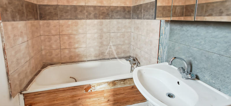 Maison - 70 m² - 4 pièces