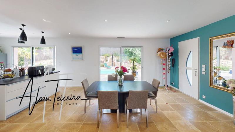 Maison - 142 m² - 5 pièces