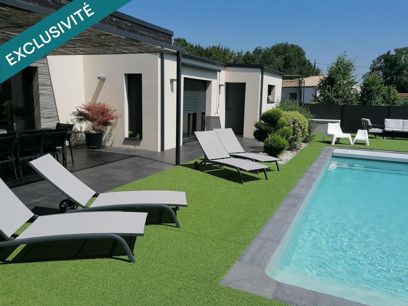 Maison - 220 m² - 9 pièces