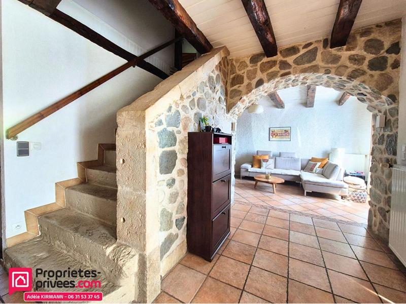 Maison de village - 211 m² - 7 pièces