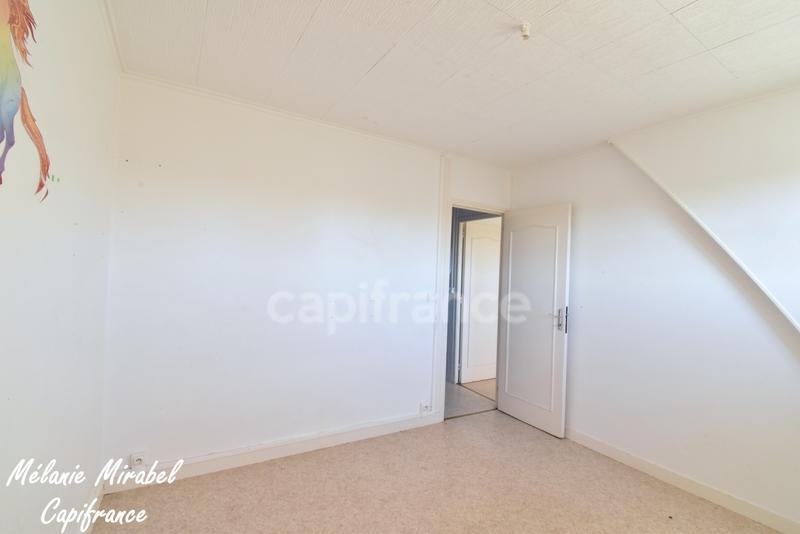 Maison - 155 m² - 8 pièces