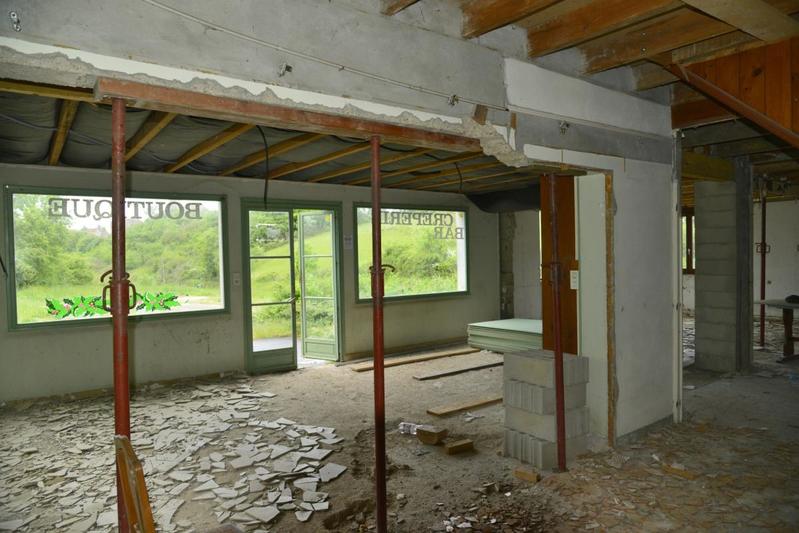 Services - 350 m² - 12 pièces