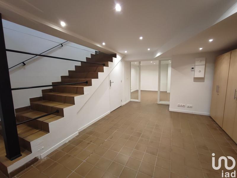 Local commercial - 213 m²