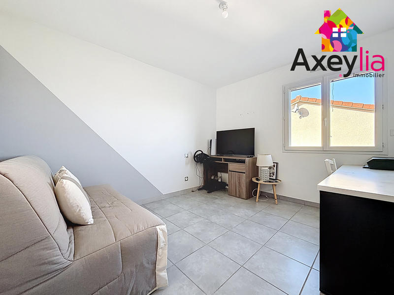 Maison - 95 m² - 5 pièces