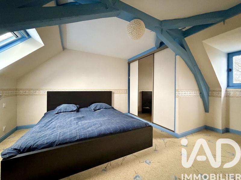 Maison - 210 m² - 10 pièces