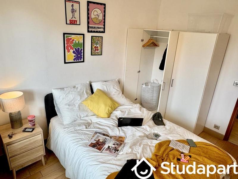 Chambre - 9 m² - 1 pièce