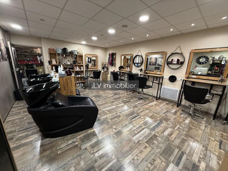 Immeuble - 210 m² - 3 pièces