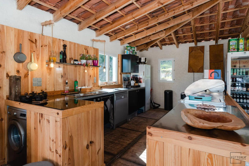 Maison - 355 m² - 12 pièces