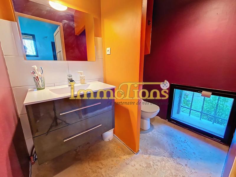 Maison - 217 m² - 9 pièces