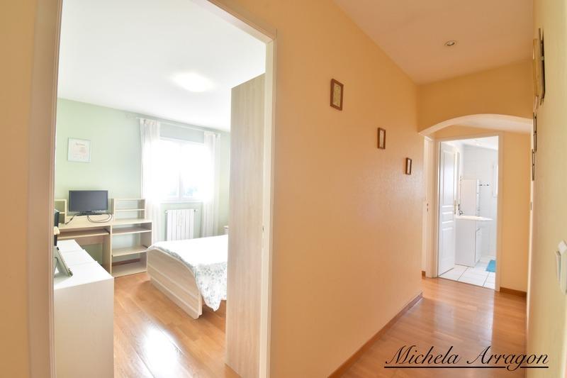 Maison - 188 m² - 9 pièces