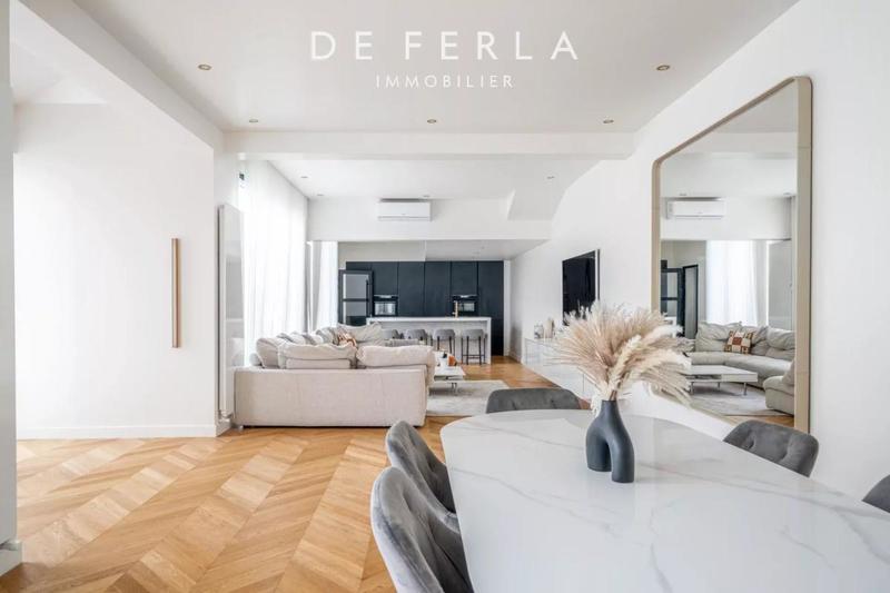 Villa - 130 m² - 8 pièces