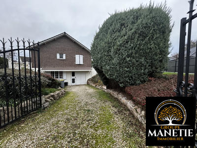 Maison - 93 m² - 6 pièces